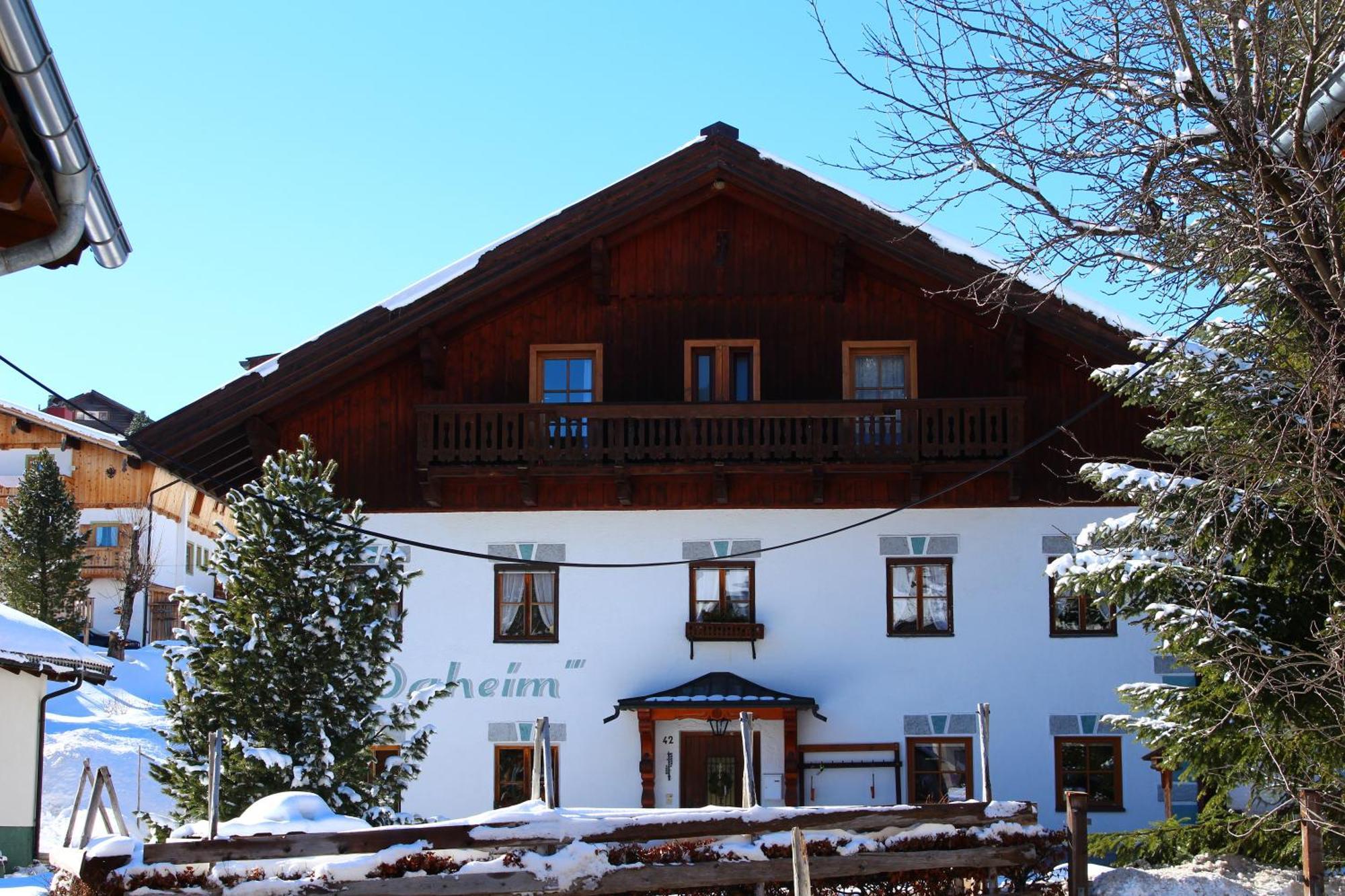 Haus Daheim Bed & Breakfast Berwang Exterior photo