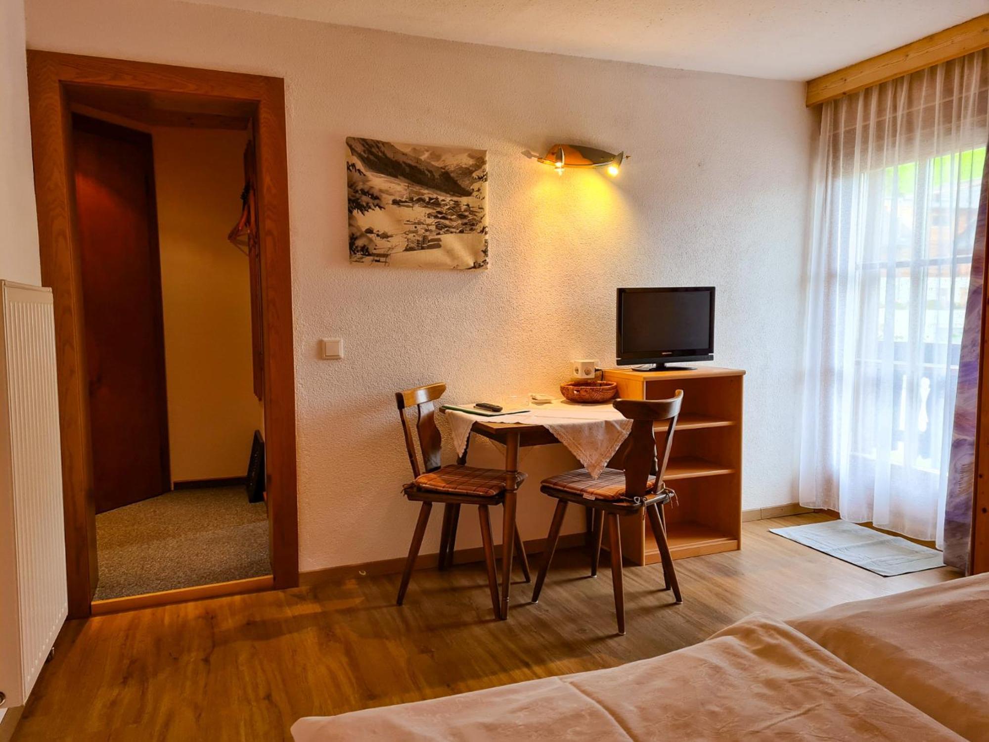 Haus Daheim Bed & Breakfast Berwang Exterior photo